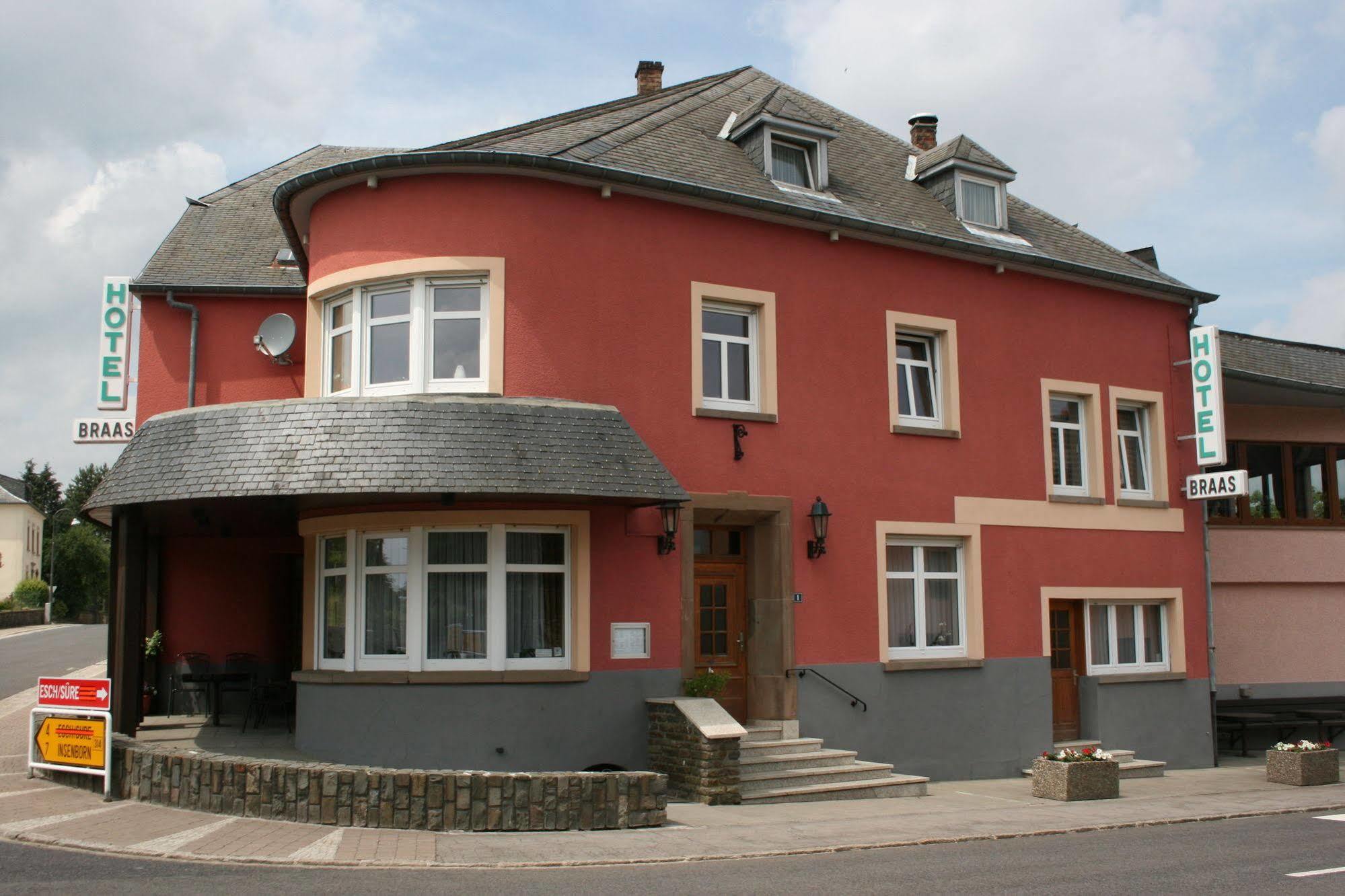 Hotel Restaurant Braas Еш-сюр-Сур Екстер'єр фото
